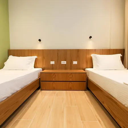 Aurum Apartment *