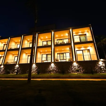 Aurum Apartment Paljasa